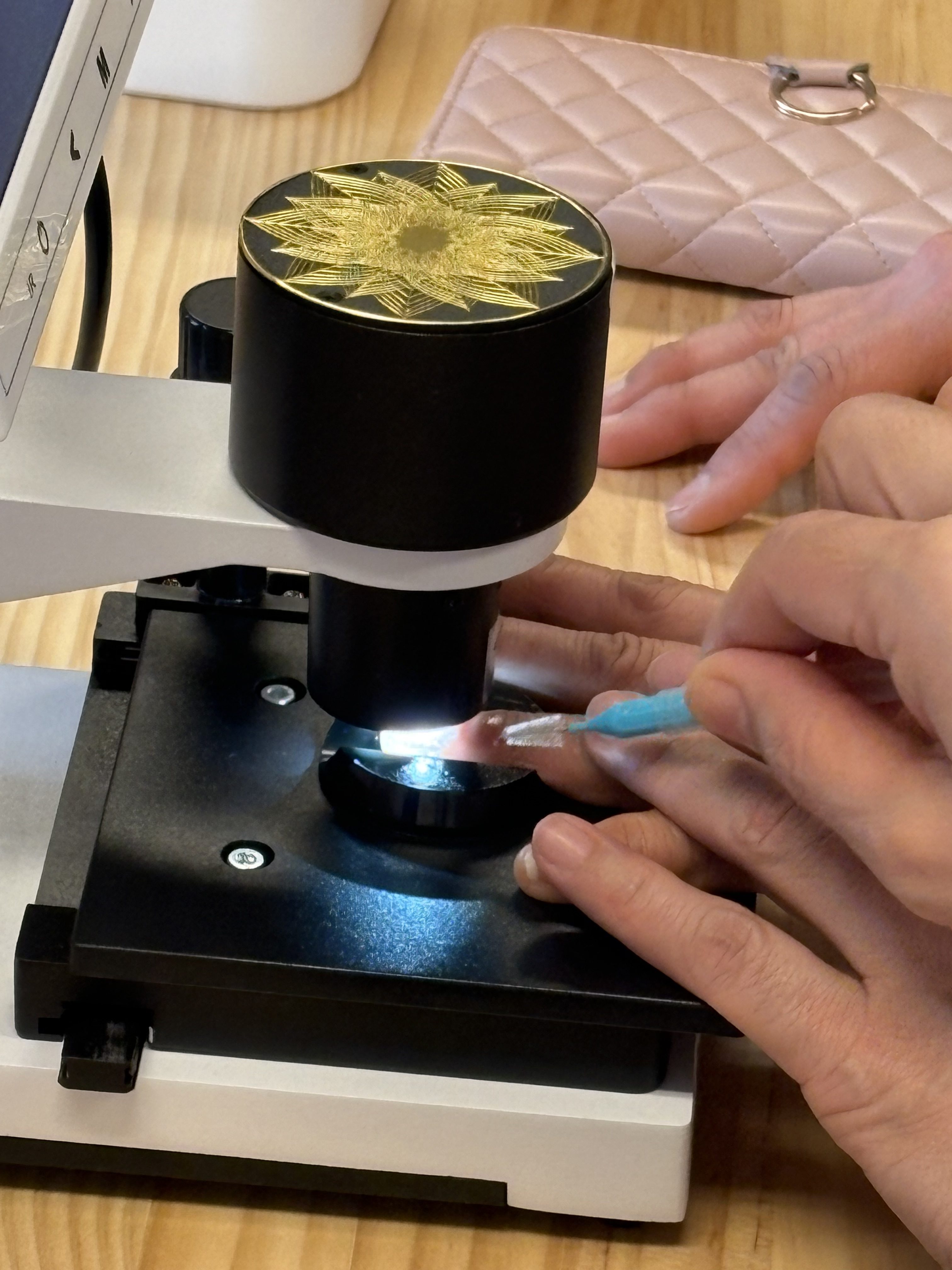 【出版記念】思考支配の正体　AINORIカード特典付き！  ハリガネロボット発見者・尾方成蓮が全てを語る　